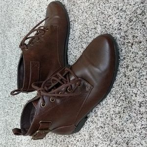 Women's brown booties with ties